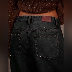 Athiral Black Studded High-Rise Women's Jeans Size L